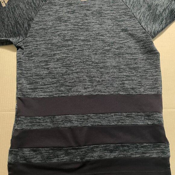 Dallas Mavericks Tee - Picture 5 of 5